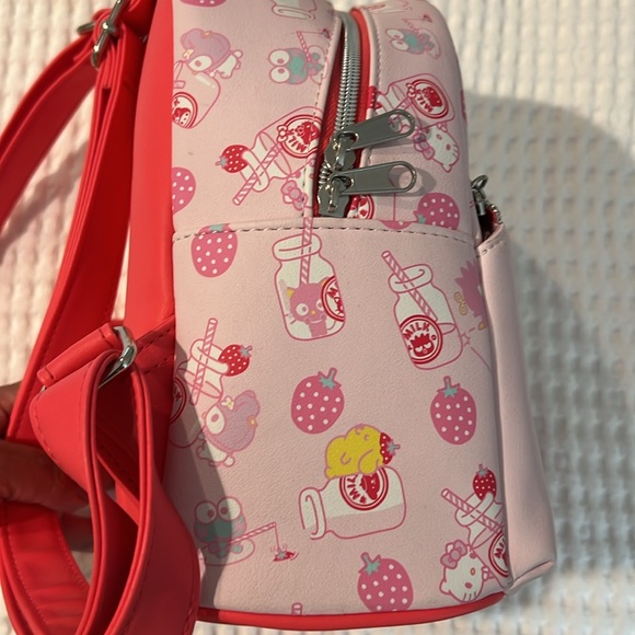 🛍️Backpack Hello Kitty Sanrio - Picture 7 of 10
